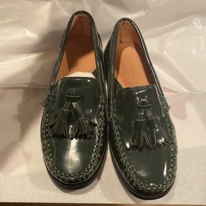 Venettini Green Tassel Shoe Size 1 in Green
